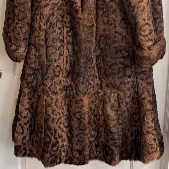 Luxury Polo Norte Rabbit Fur Coat with Bold Leopard Pattern - Full-Length - Picture 2 of 12